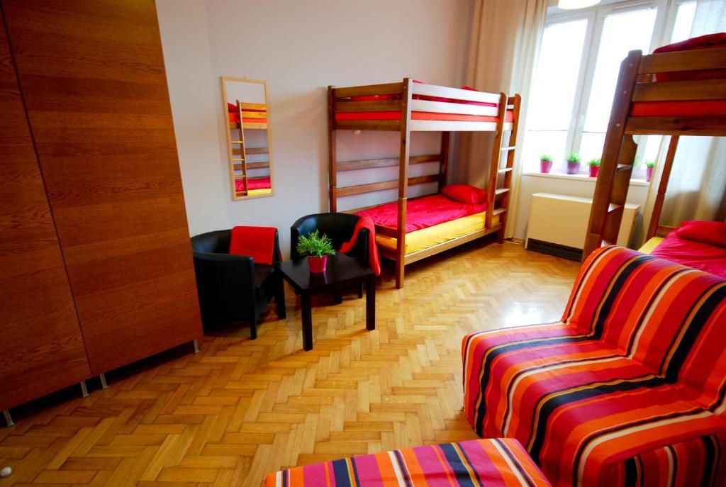 לינה וארוחת בוקר קרקוב Okay House חדר תמונה